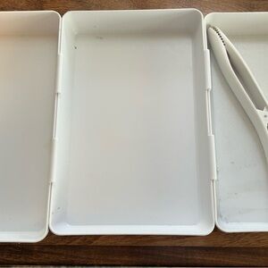 Pampered Chef coating Tray with Tongs NWOT